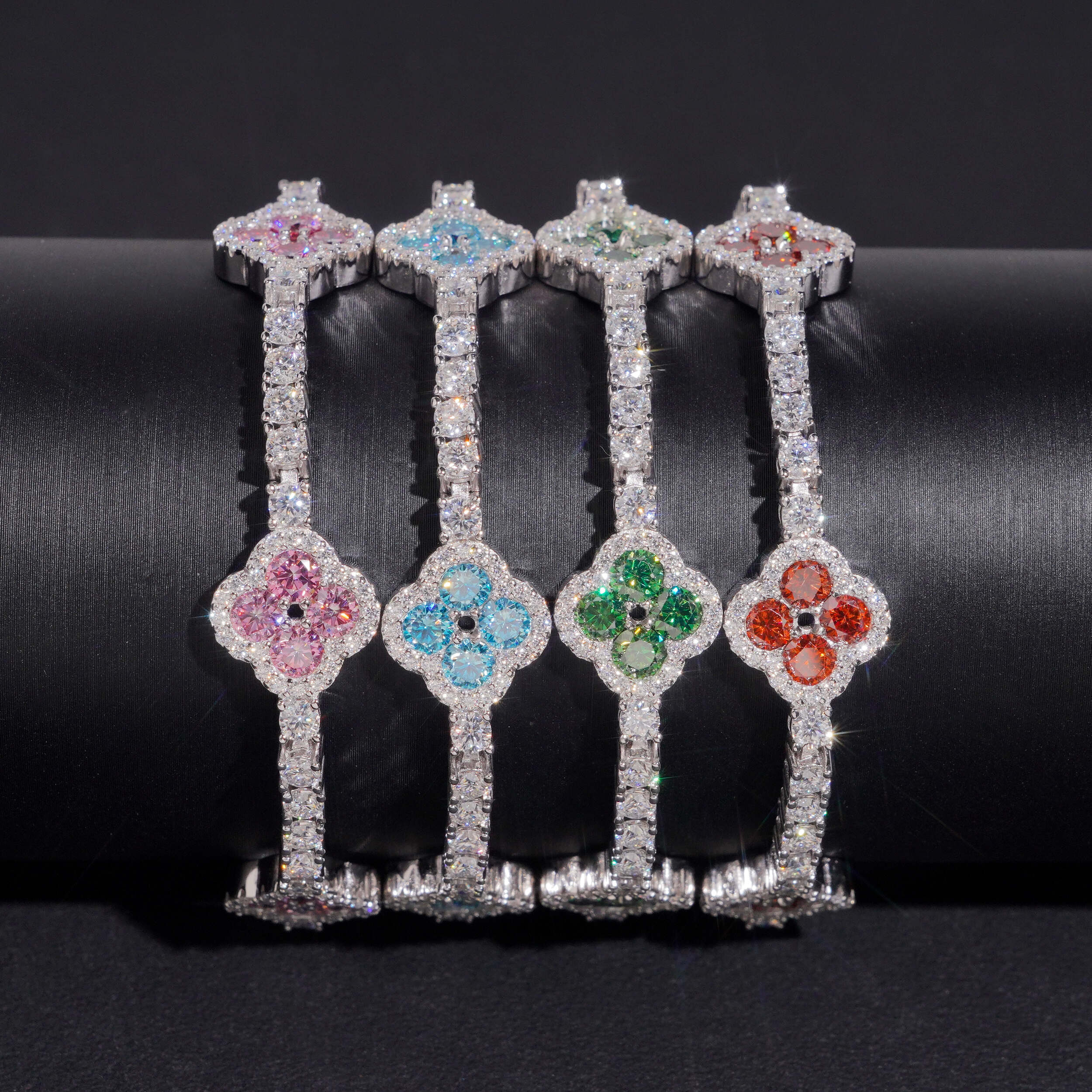 New Arrival Solid Silver Color Moissanite Clover Tennis Bracelet 3MM