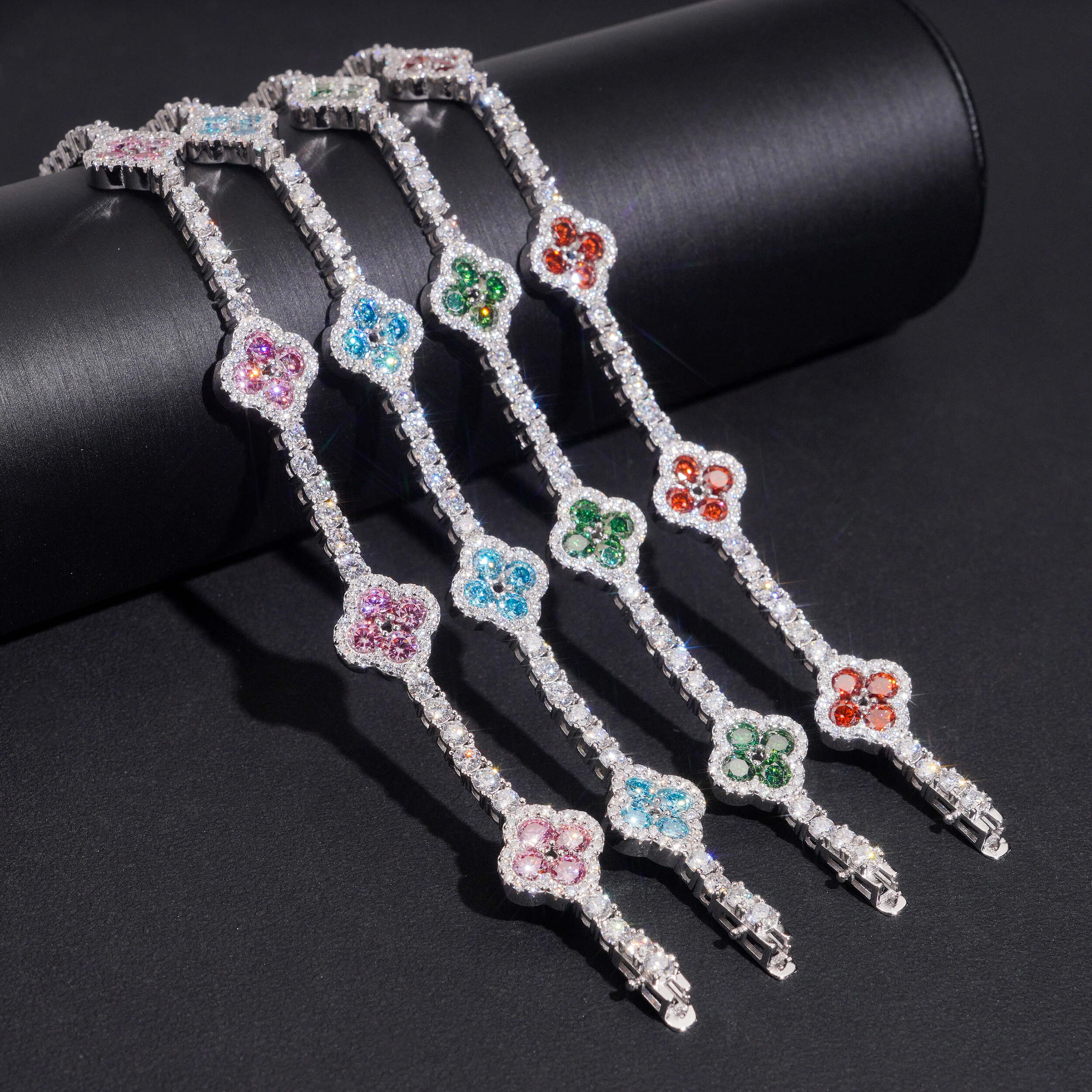 New Arrival Solid Silver Color Moissanite Clover Tennis Bracelet 3MM