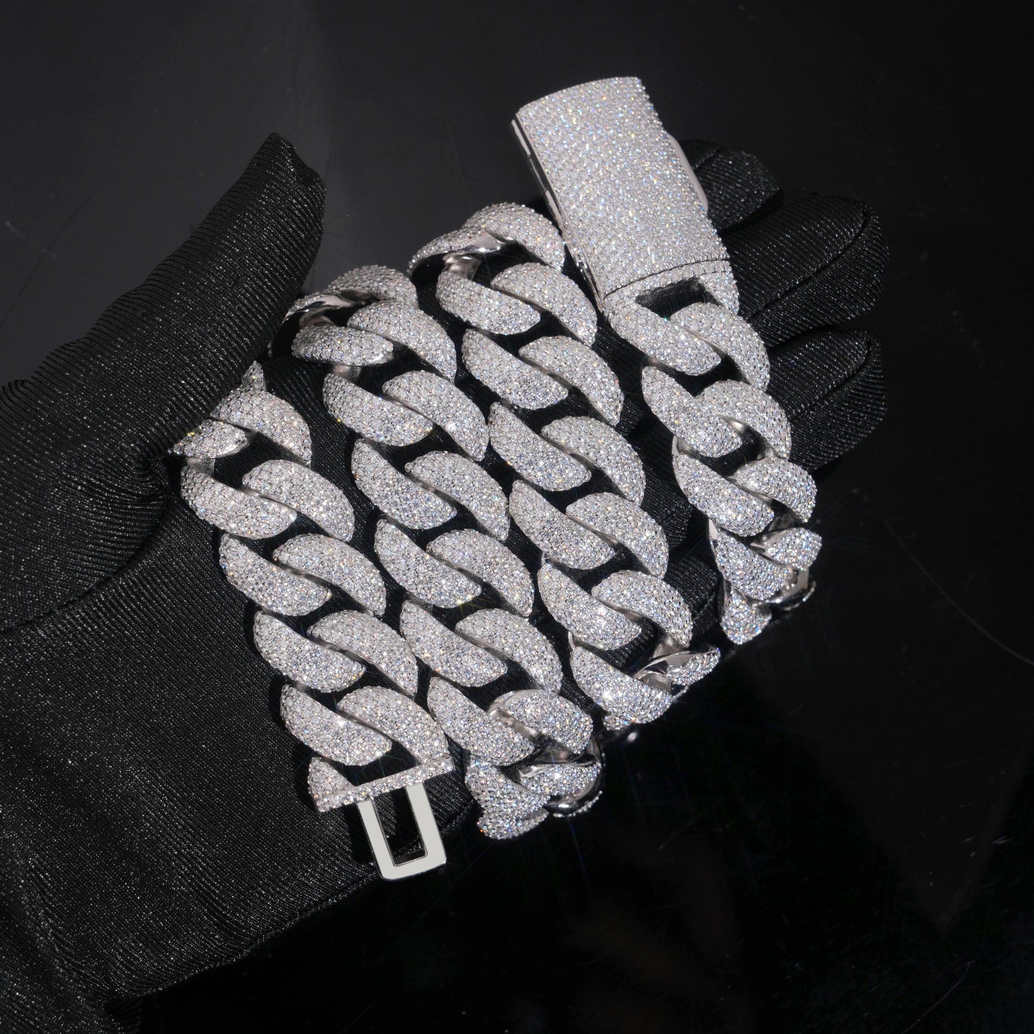 VVS CZ Miami Cuban Link Chain Necklace 18MM