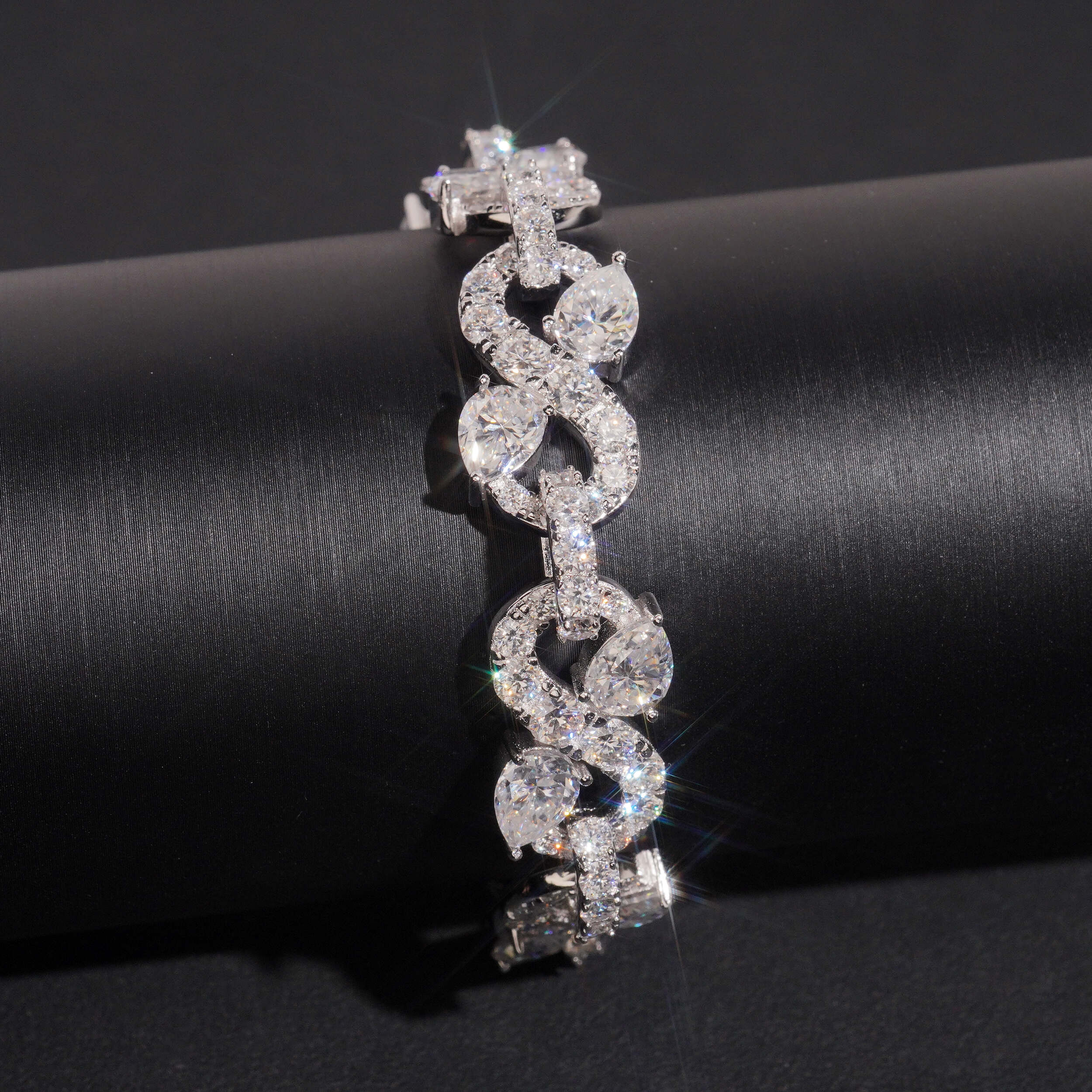 Moissanite Diamond Infinity Link Bracelet For Men 13MM