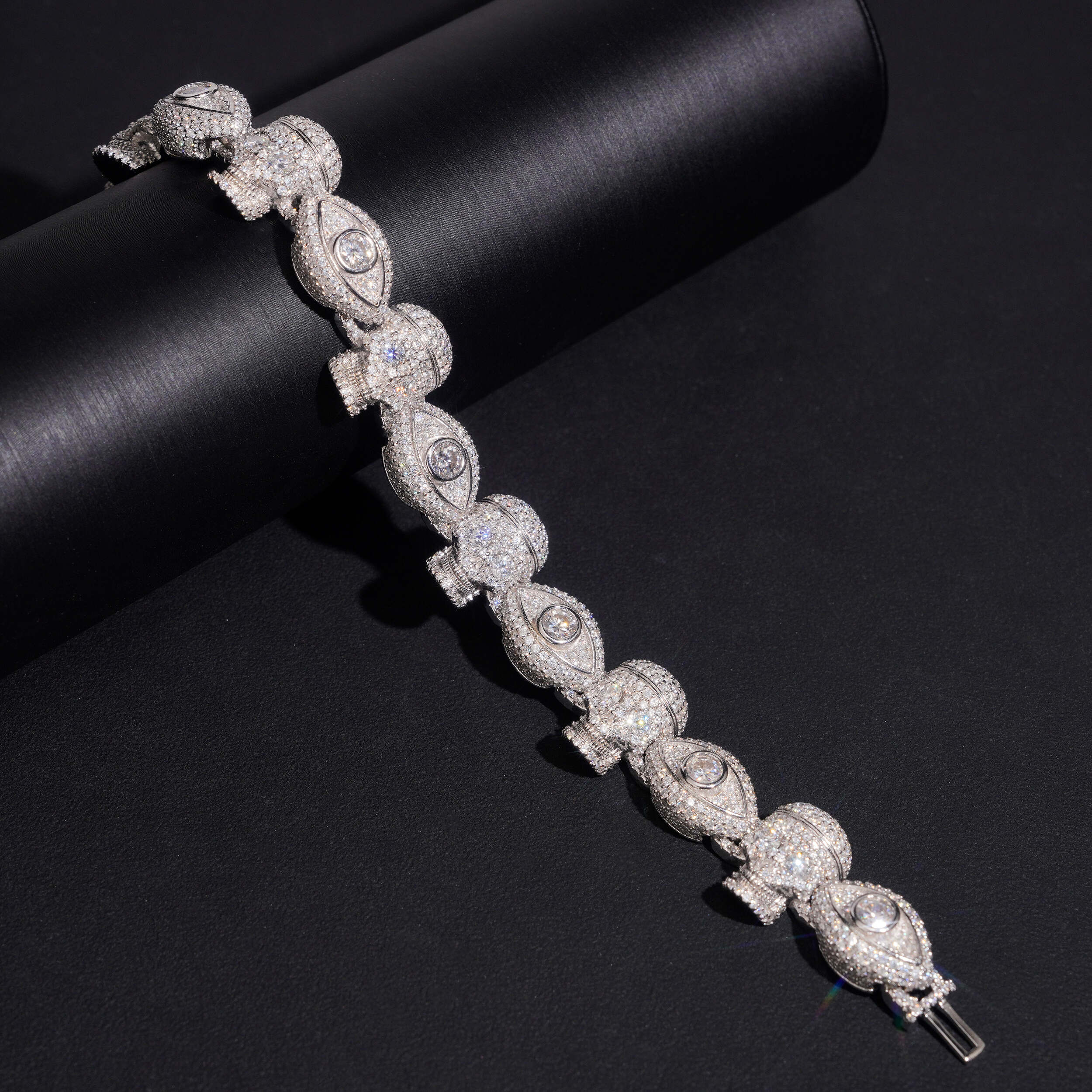 13MM Evil Eye Sukll Link Men Bracelet Moissanite Diamond