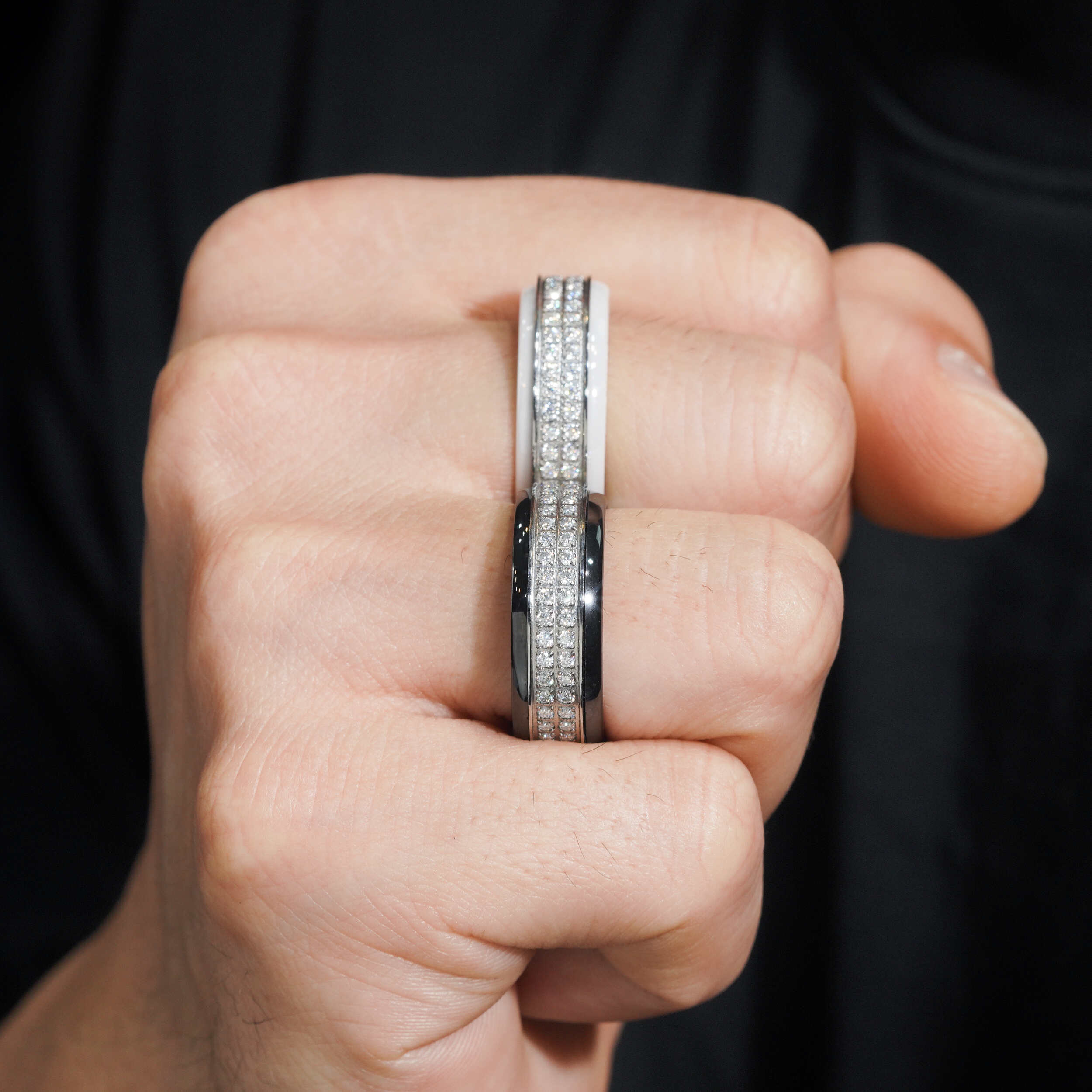 Hot Sell Iced Out White And Black Ceramic Stainless Steel Men Ring Band