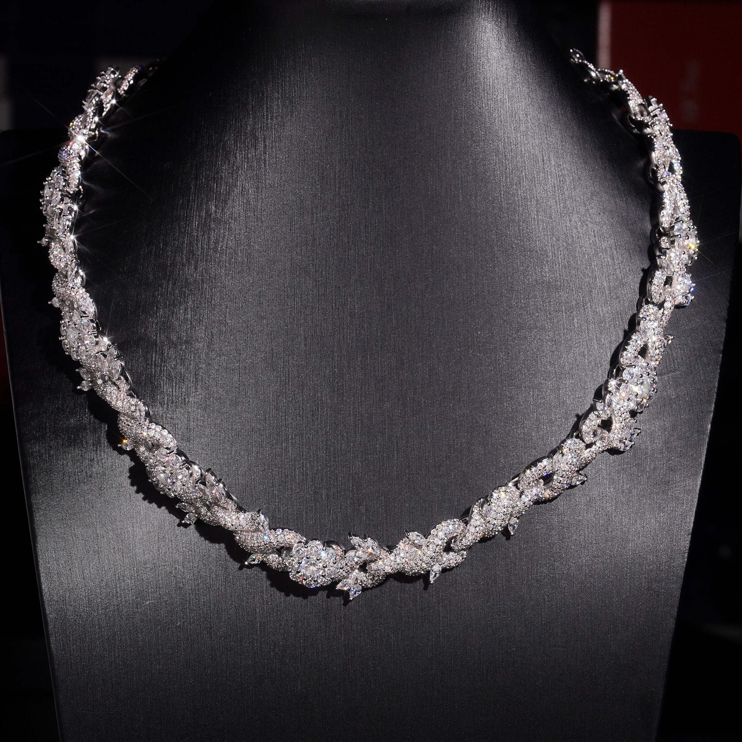 VVS CZ 15MM Flower Infinity Link Chain Necklace