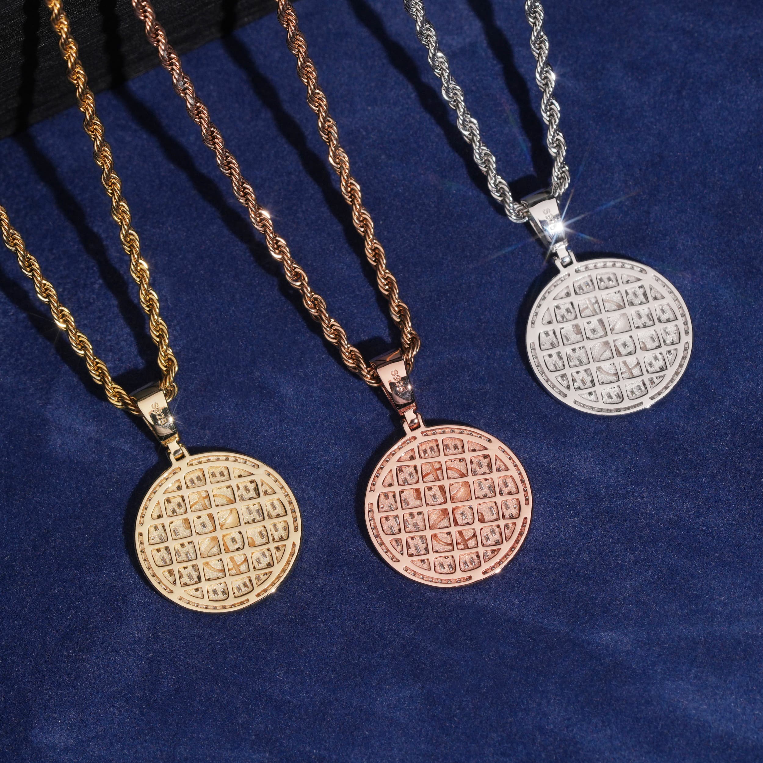 Circle Style VVS Baguette Cut Moissanite Diamond Dollar Sign Pendant