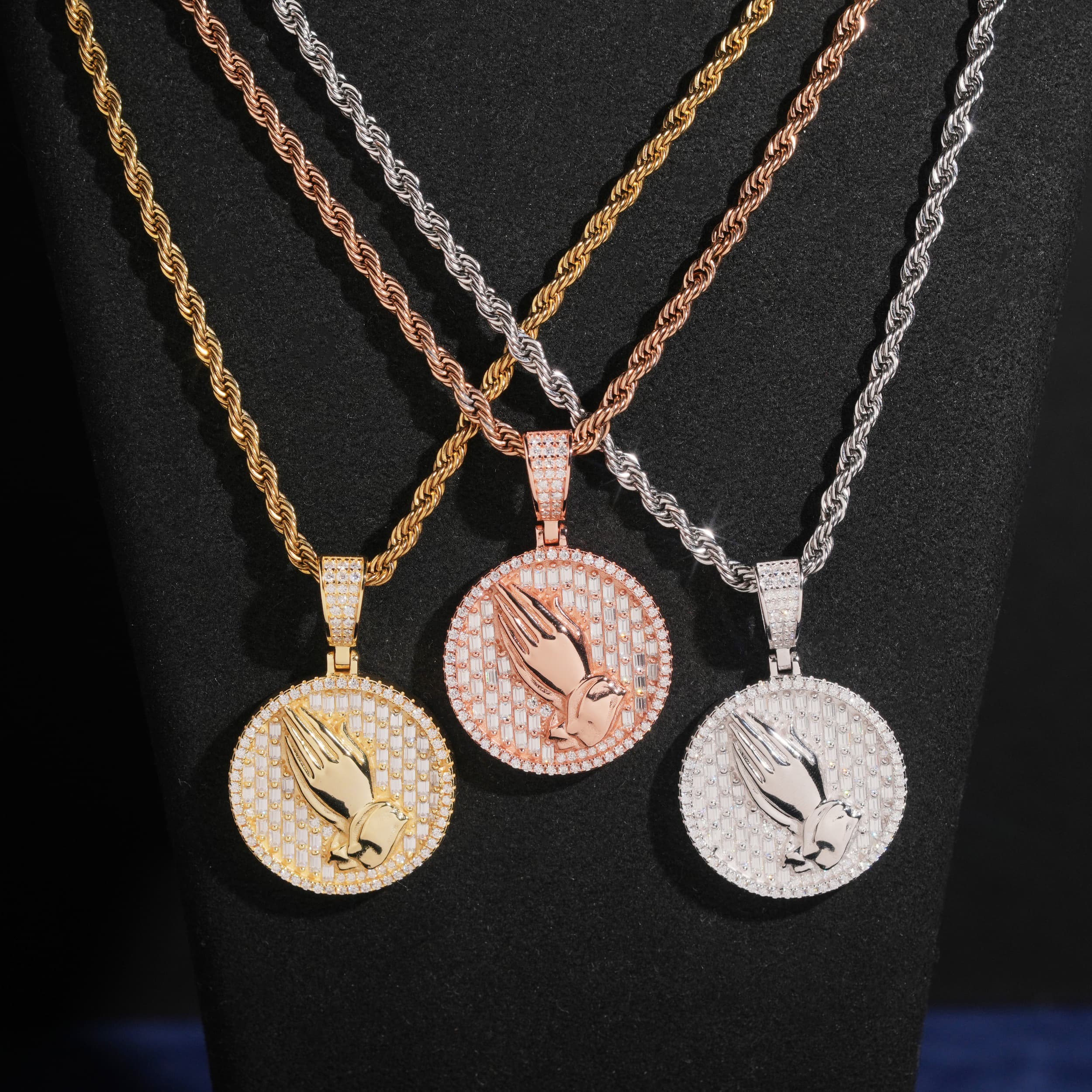 Iced Out Moissanite Hip Hop Circle Style Praying Hands Pendant