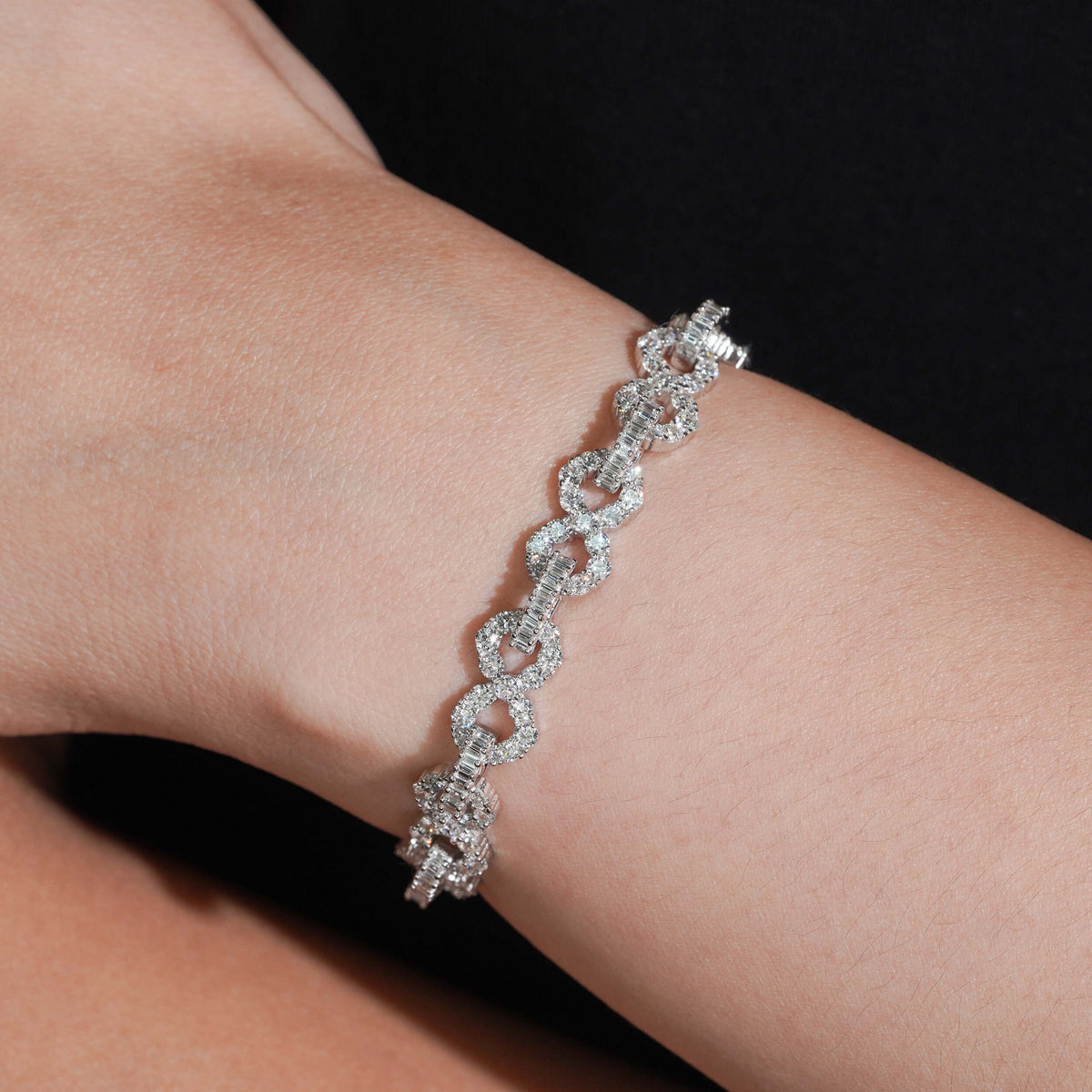 8MM VVS Lab Grown Diamond Infinity Link Bracelet