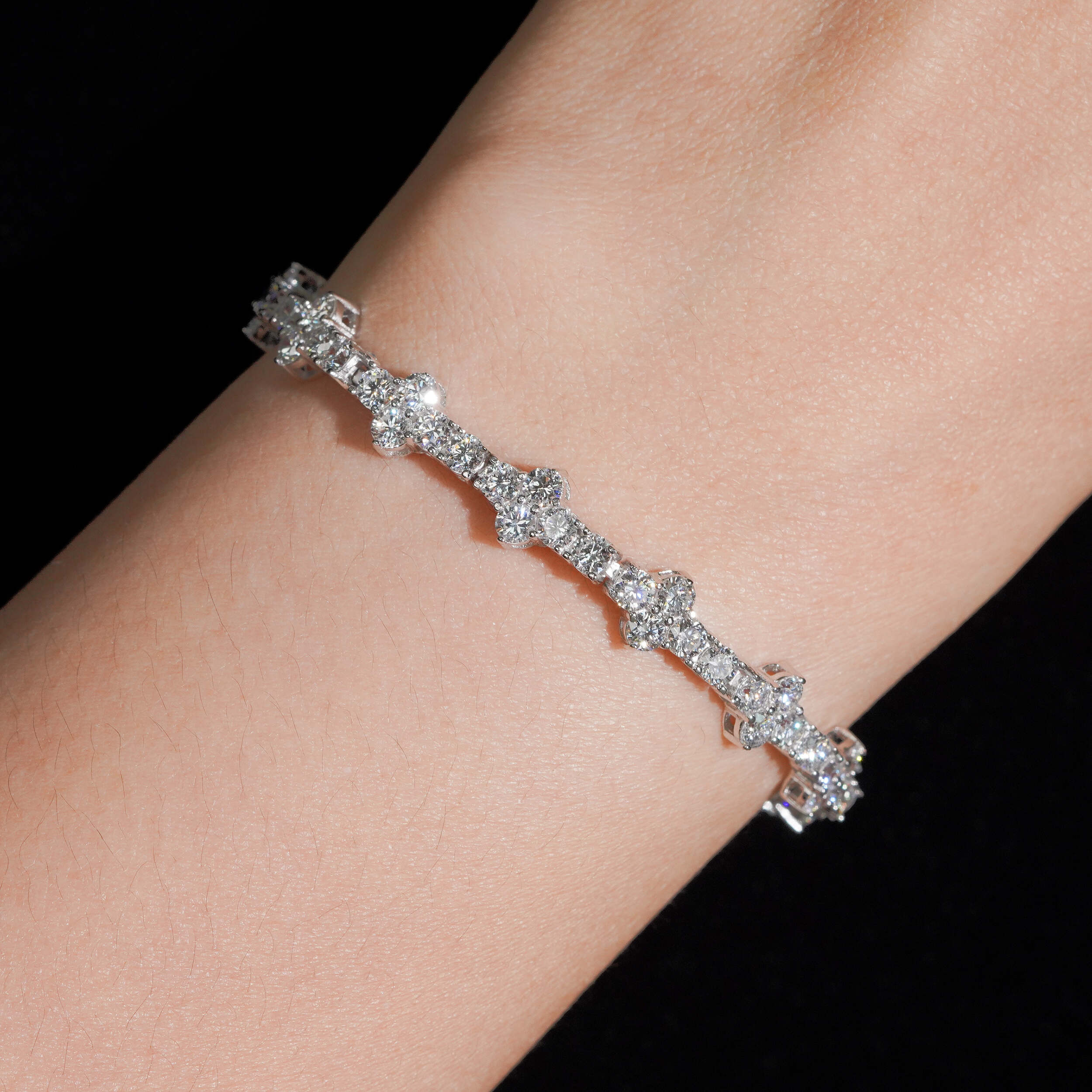 925 Sterling Silver Lab Grown Diamond Cross Spike Tennis Bracelet 3MM