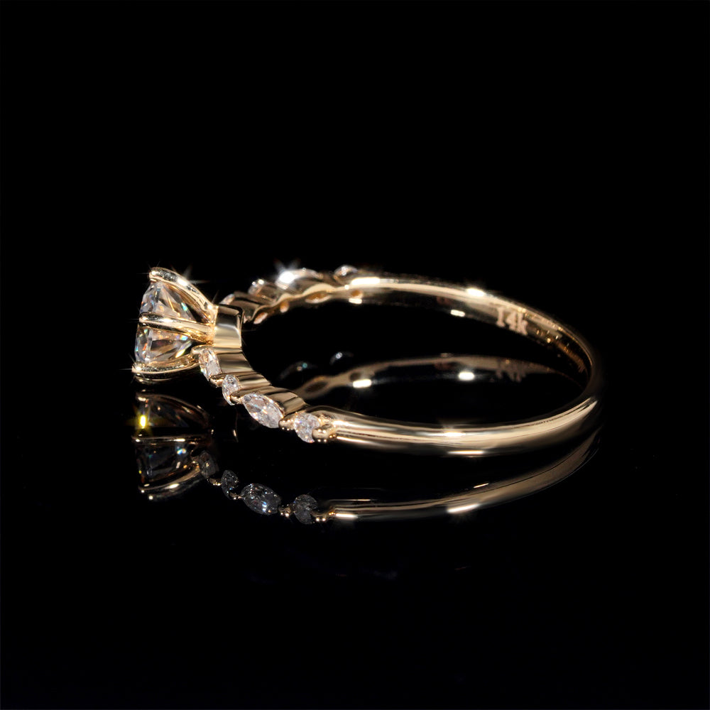 Stylish Women Wedding Ring Jewelry 14K Yellow Gold Moissanite Diamond 1CT