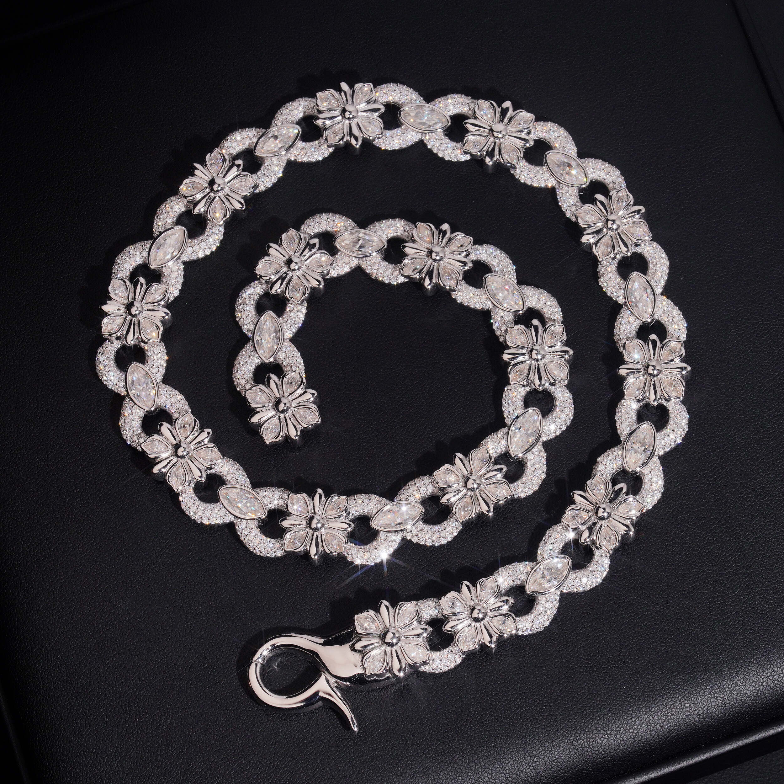 15MM Chrome Heart Style Infinity Link Chain Necklace VVS Moissanite 925 Silver