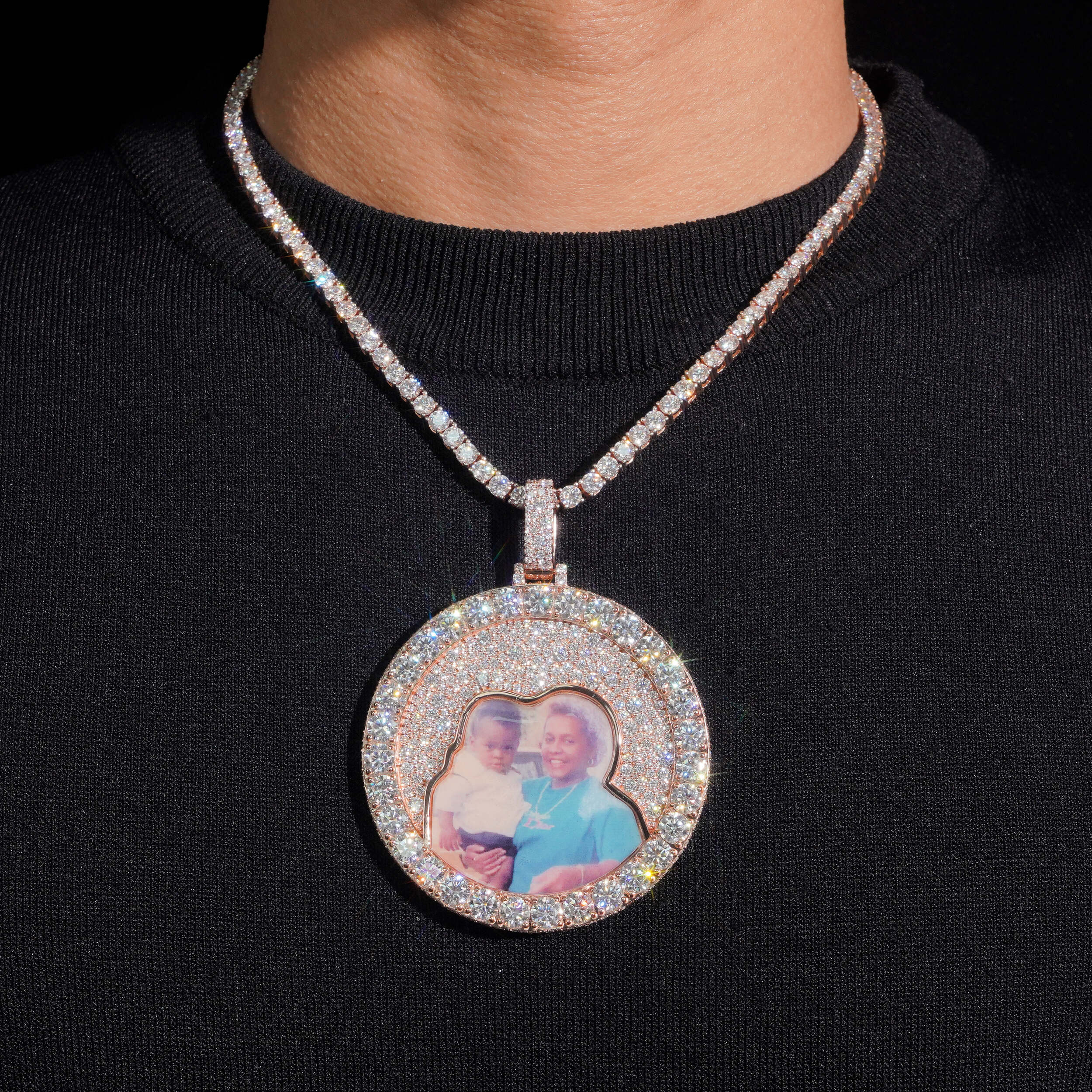 2.5inch Width Mosaic Setting Photo Memory Pendant Moissanite Diamond Jewelry