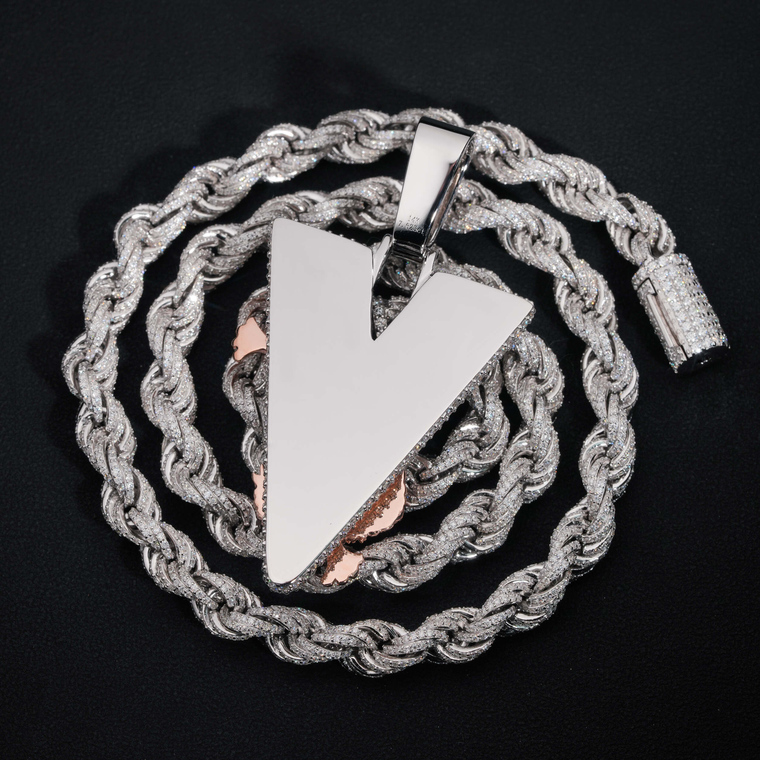 Iced Out Rose Gold Two Tone Custom Made Initial V Letter Initial Pendant Match 8MM Rope Chain