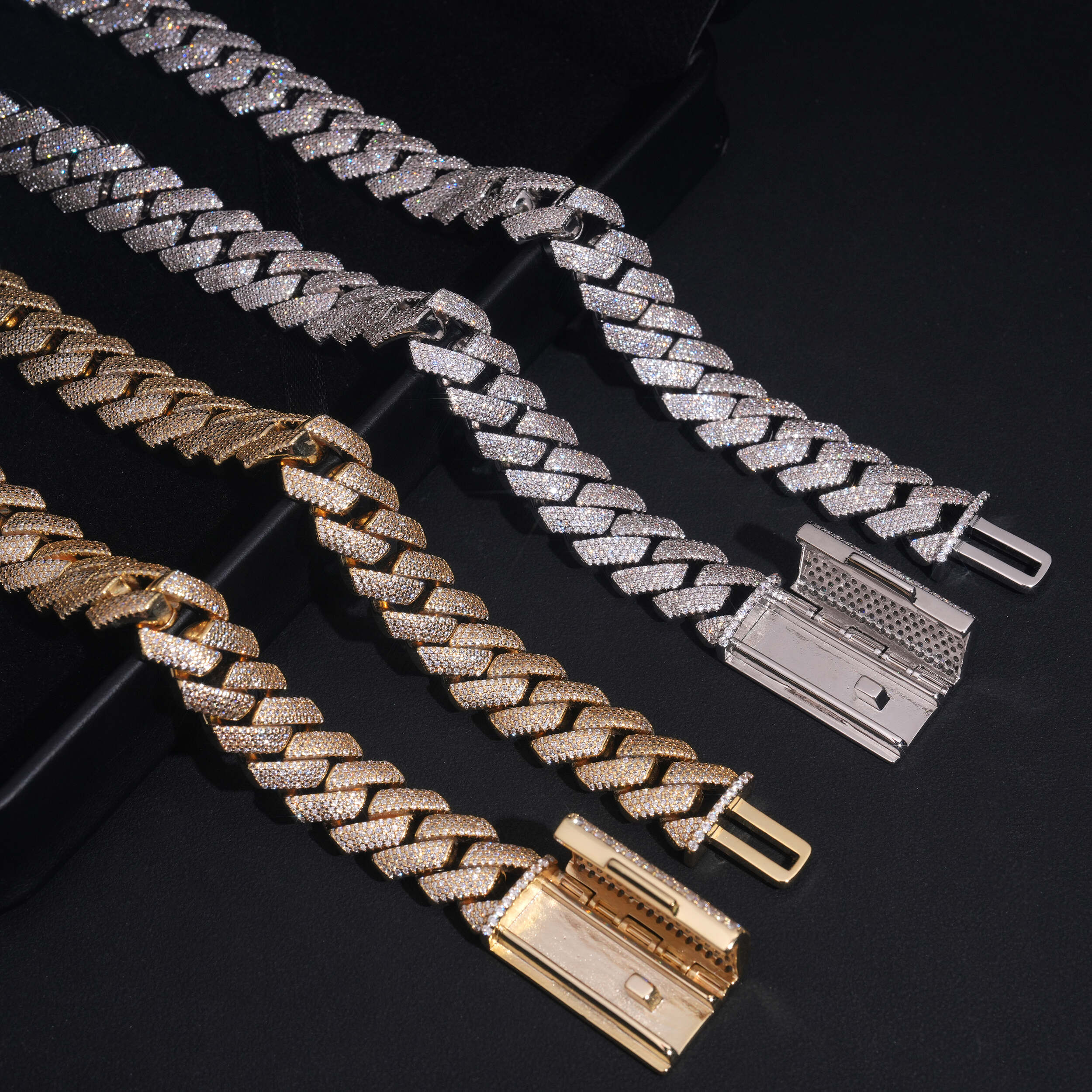 VVS CZ 15MM Prong Set Cuban Link Chain Necklace
