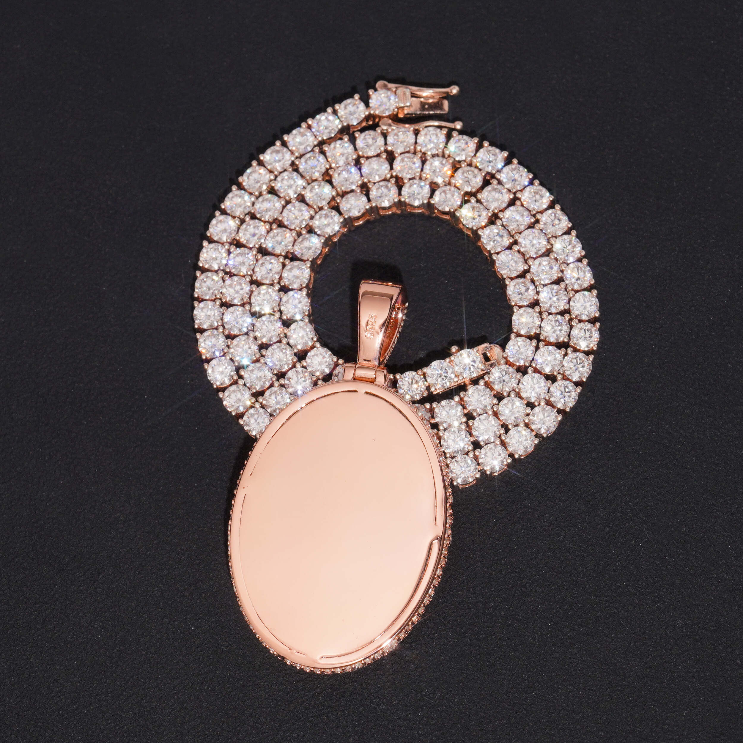 Moissanite Iced Out Oval Shaped Oog Tag Pendant Mosaic Setting Rose Gold