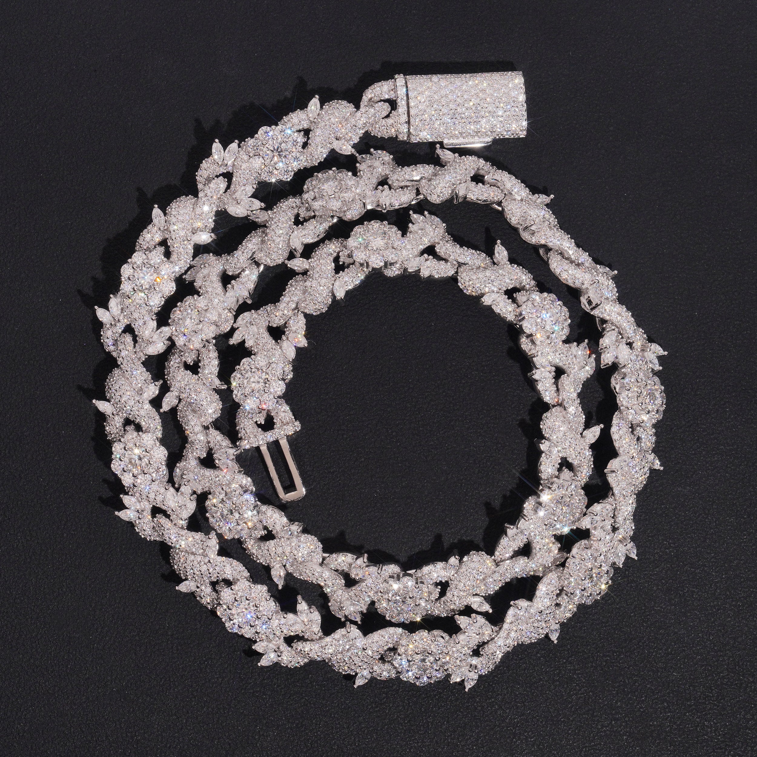 VVS Moissanite Diamond Iced Out 12MM Flower Link Infinity Chain Necklace