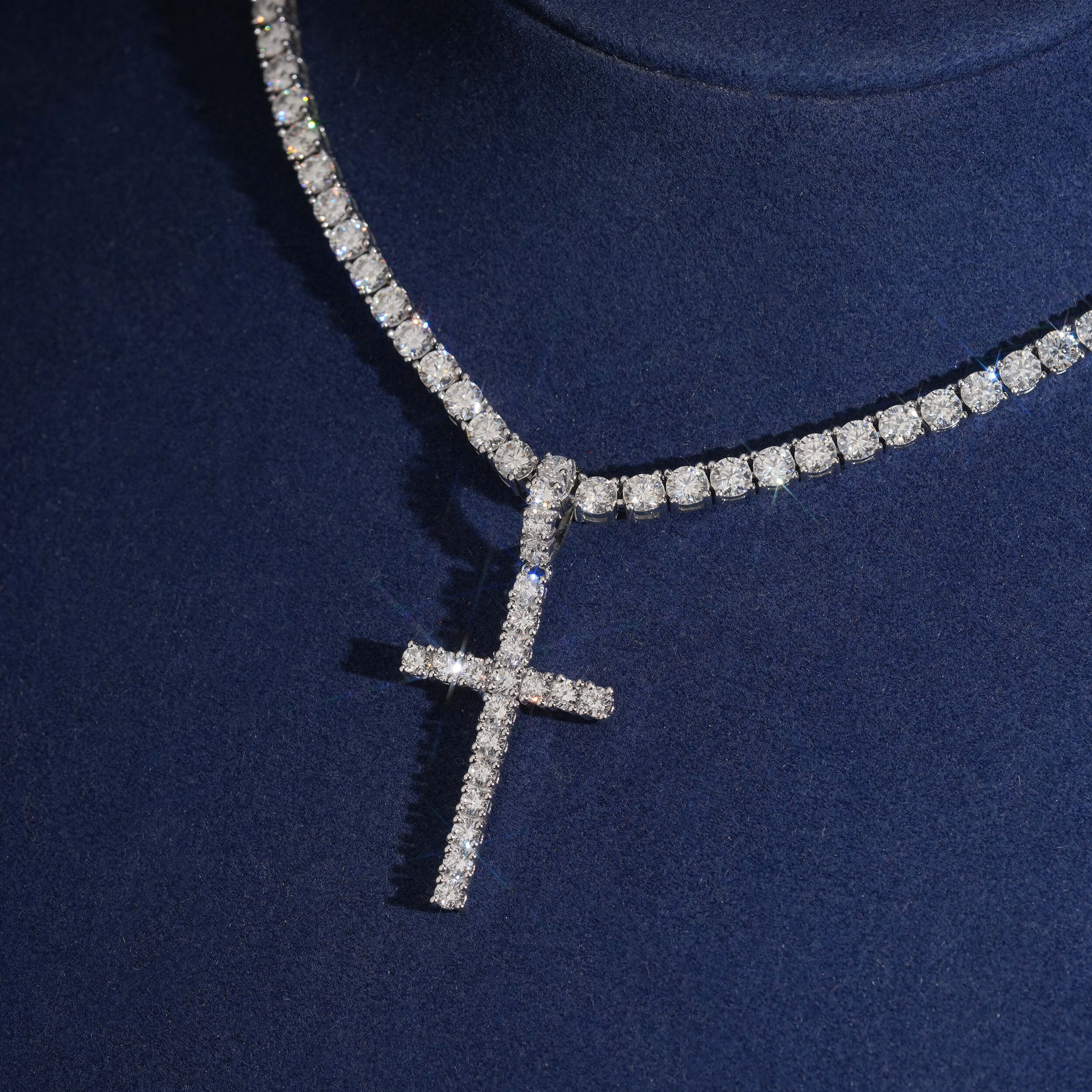 925 Sterling Silver Lab Grown Diamond Cross Pendant Charm 3MM