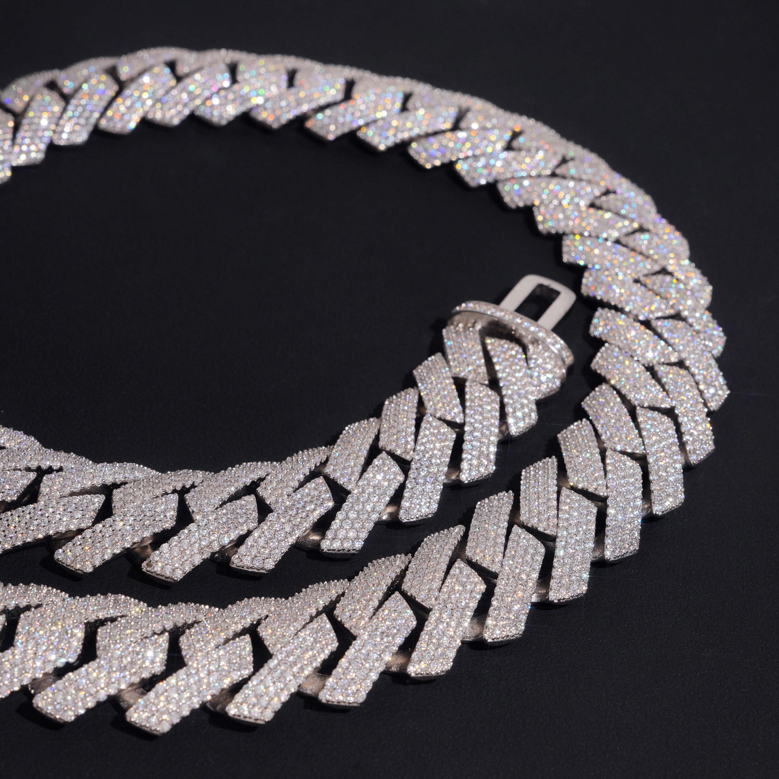 925 Sterling Silver 23MM Honeycomb Setting VVS Moissanite Diamond Cuban Chain Necklace