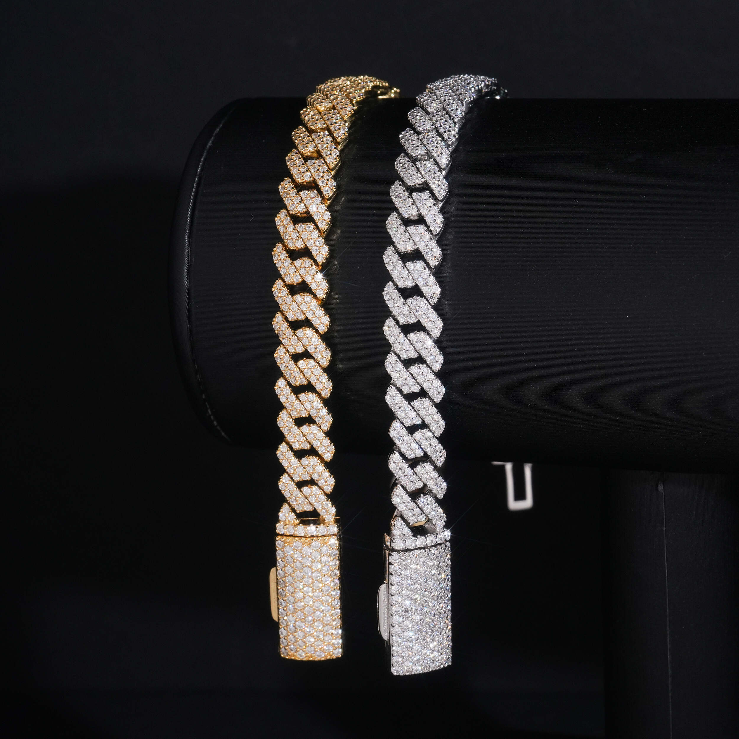 VVS Moissanite Diamond Cuban Bracelet Brass 86MM