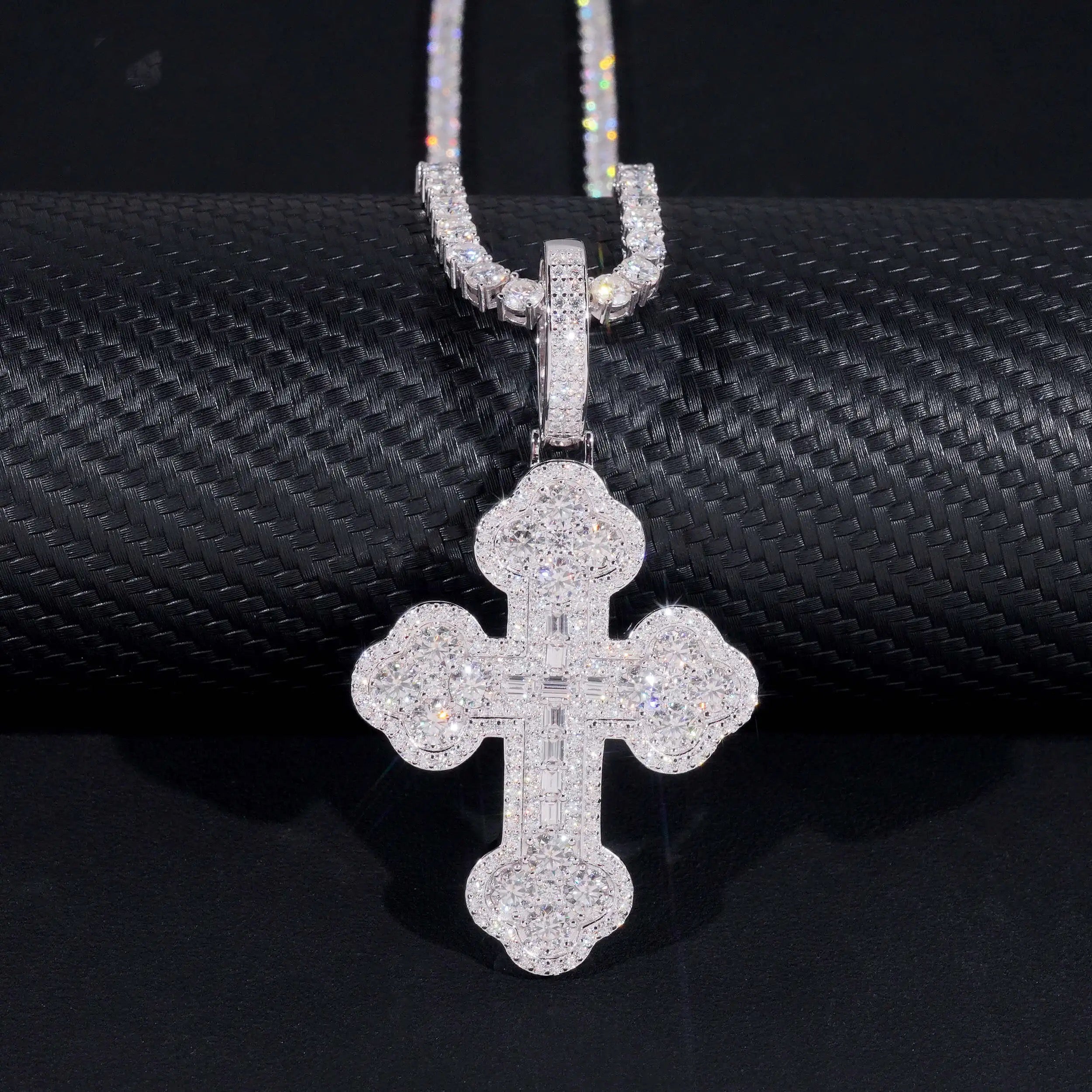 New Wrrival Baguette Cut Moissanite Diamond Cross Pendant 2Inch For Men