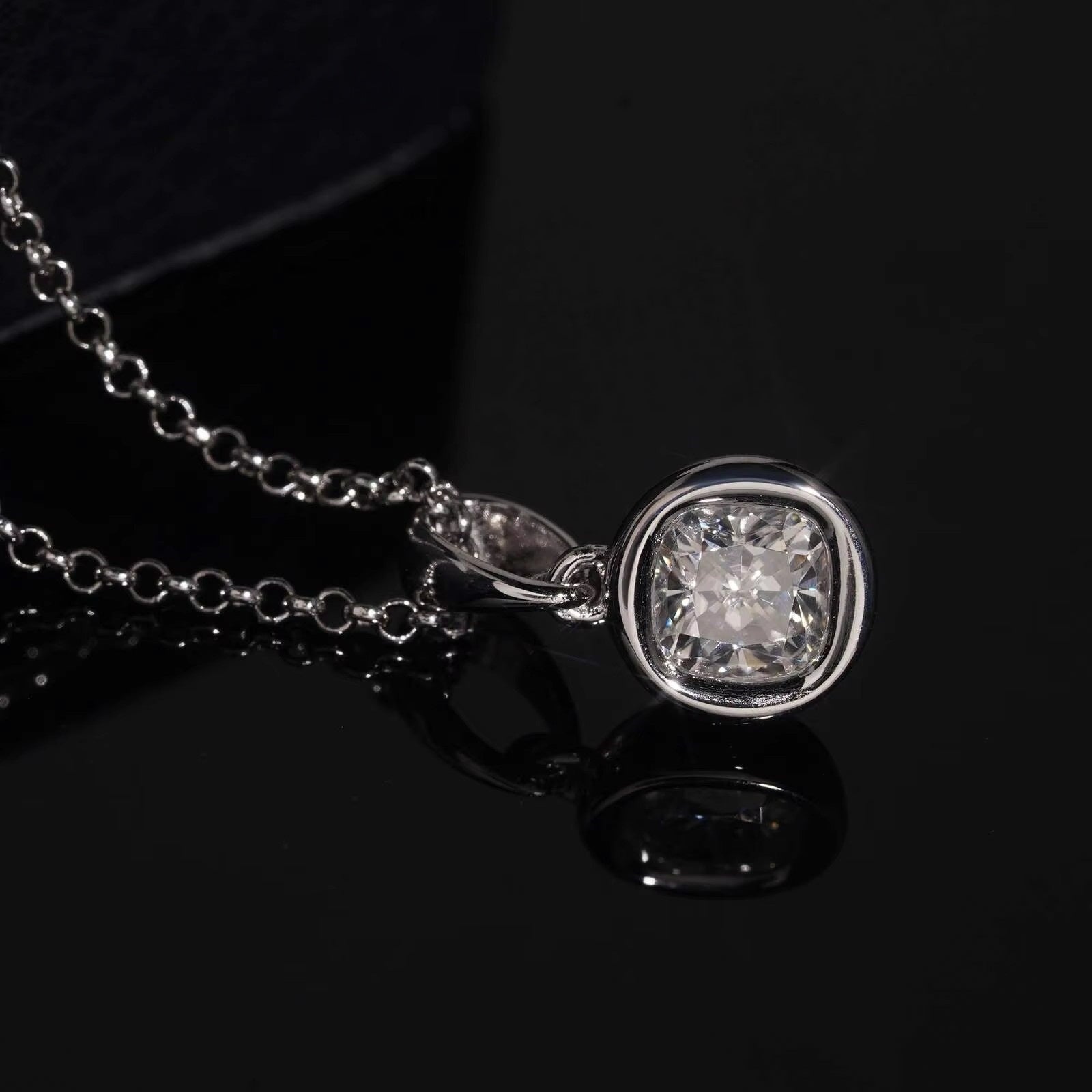 1CT Cushion Cut Women Moissanite Diamond Necklace