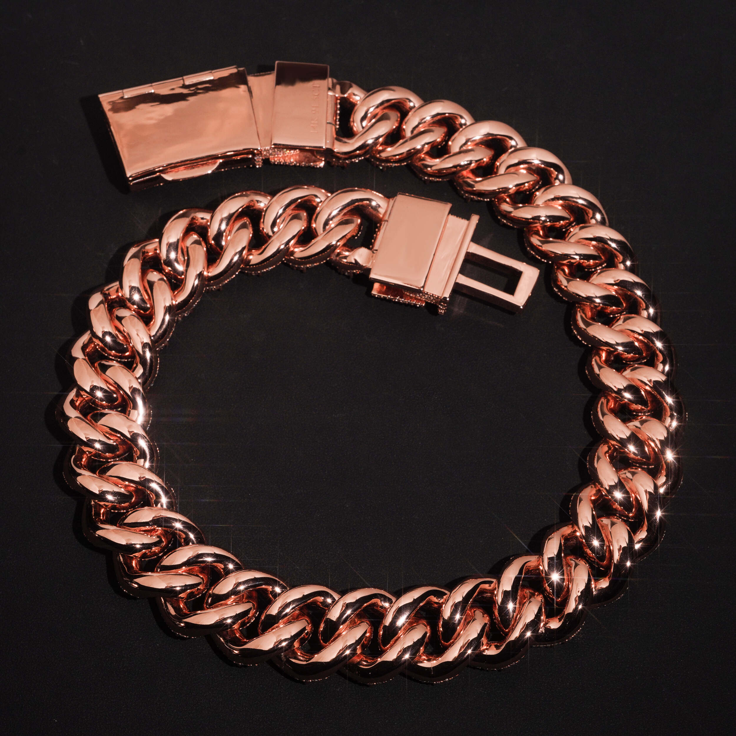 Kilo Cuban 28MM Mosaic Clasp Three Rows Design Moissanite Diamond Cuban Link Necklace