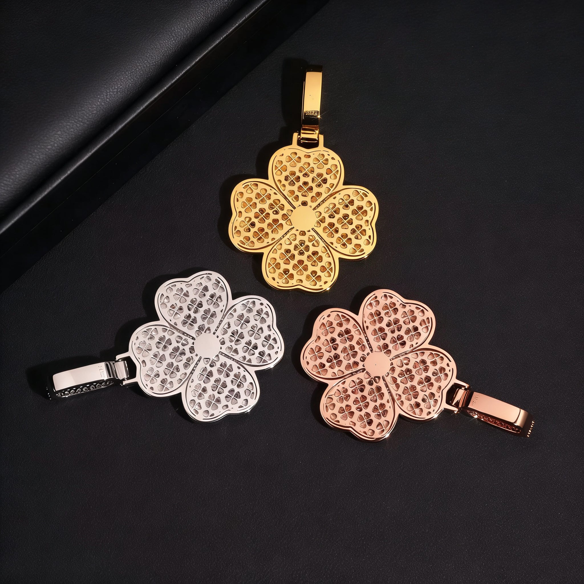 Iced Out Moissanite Clover Pendant For Unisex