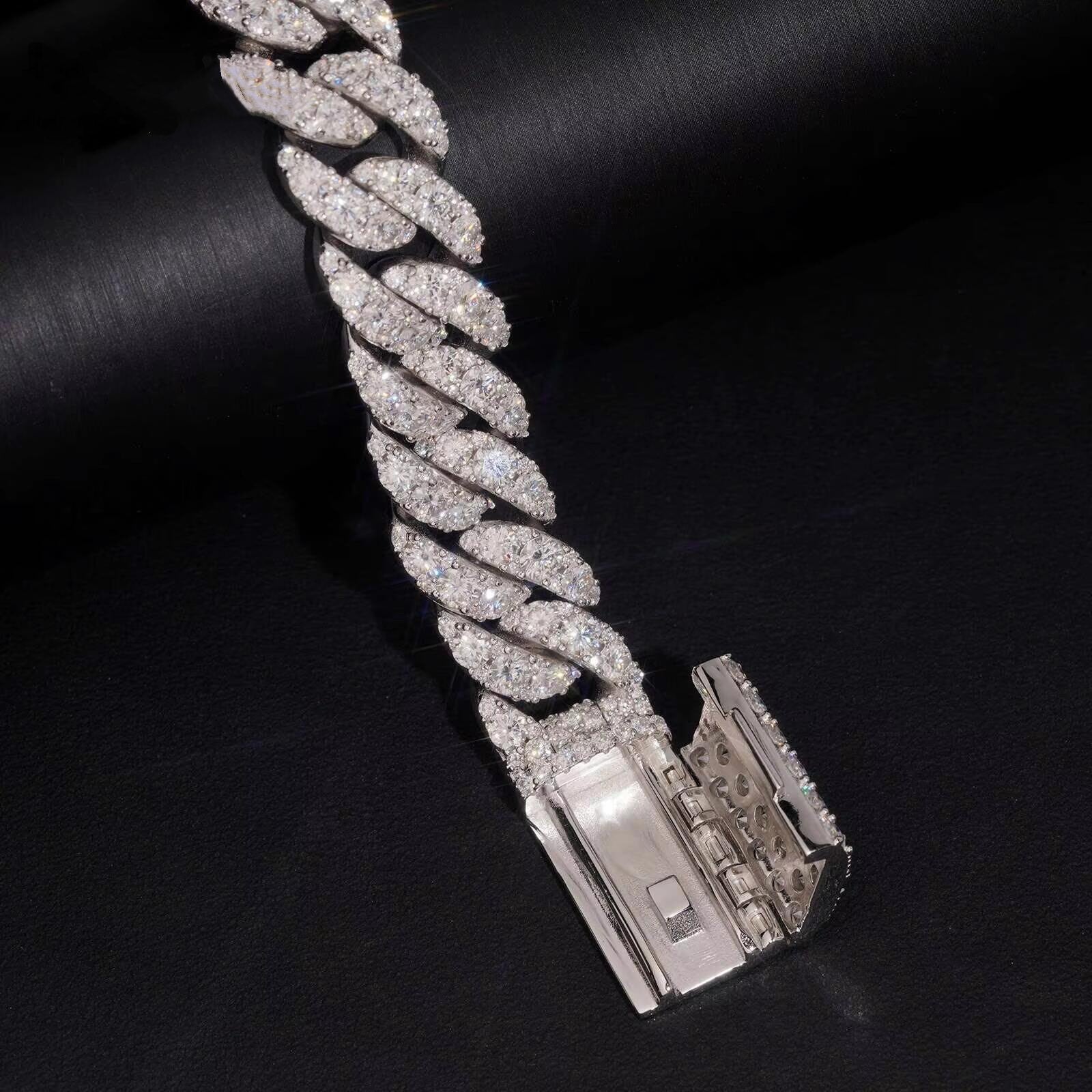 16MM Single Row Moissanite Cuban Link Bracelet