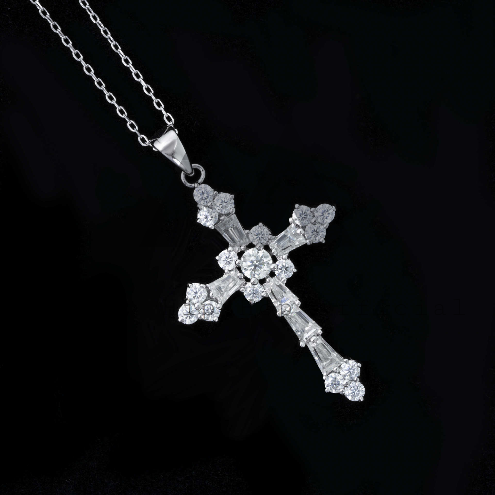 925 Sterling Silver Hot Sell Baguette Design VVS Moissanite Diamond Women Cross Necklace