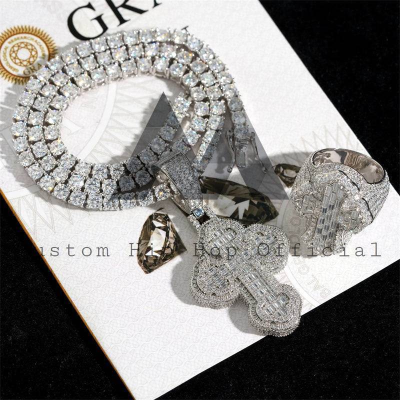 Stylish new fashion hip hop jewelry with iced out GRA certificated pass diamond tester baguette moissanite cross pendant