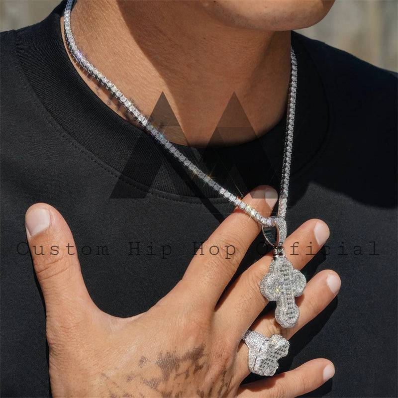 Stylish new fashion hip hop jewelry with iced out GRA certificated pass diamond tester baguette moissanite cross pendant