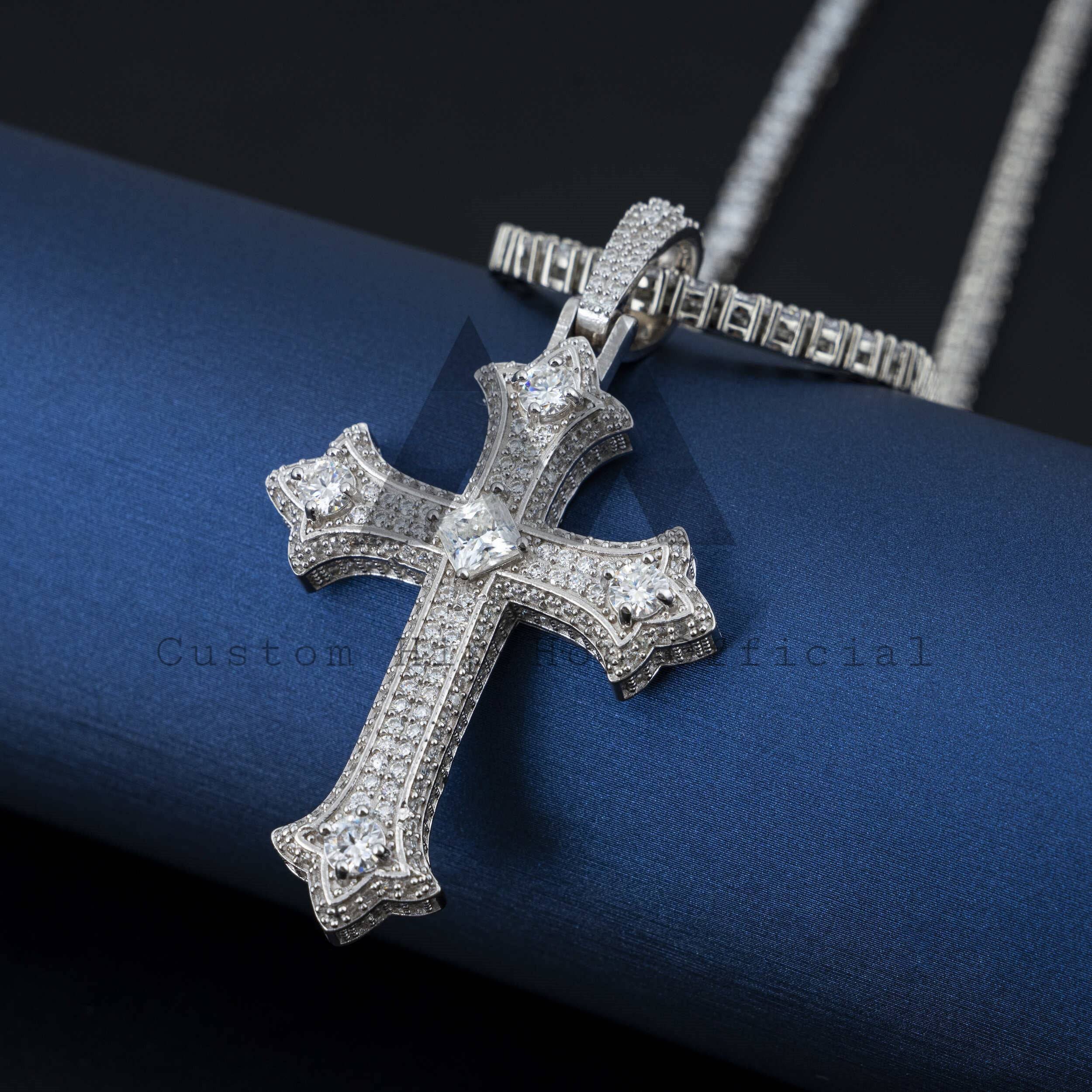 VVS Moissanite Iced Out Cross Pendant 925 Sterling Silver Hip Hop Jewelry2