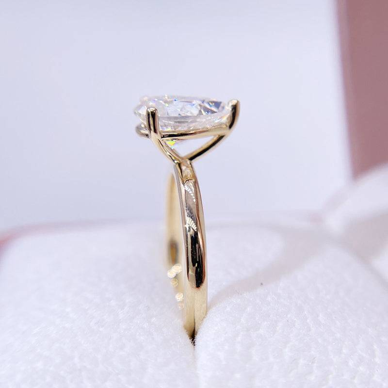 GRA Certificated 10K 14K 18K Yellow Gold 3CT Oval Cut Moissanite Diamond Ring For Women