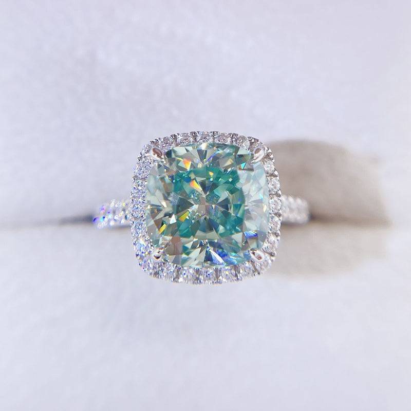 Anel de diamante Halo Diamond estilo Tiffany Blue Moissanite em ouro branco com pedra azul Tiffany