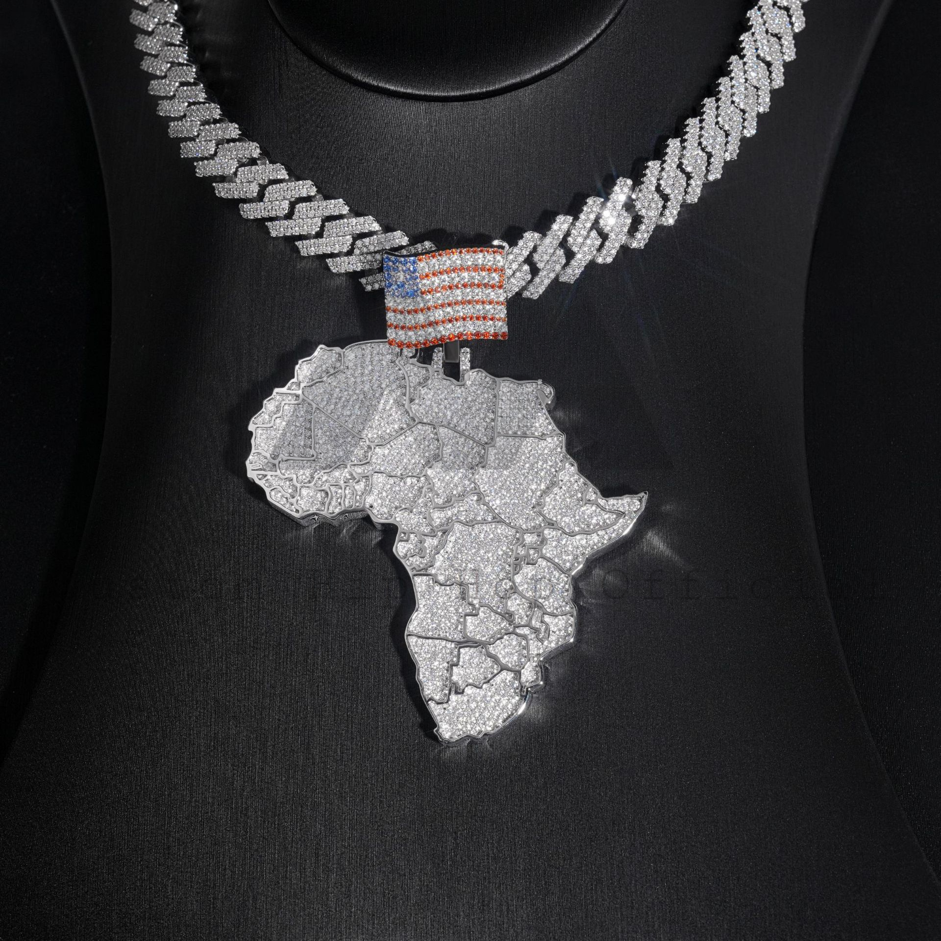 3.5Inch Tall Iced Out Flag Bail Africa Map Pendant Iced Out VVS Moissanite Hip Hop Jewelry