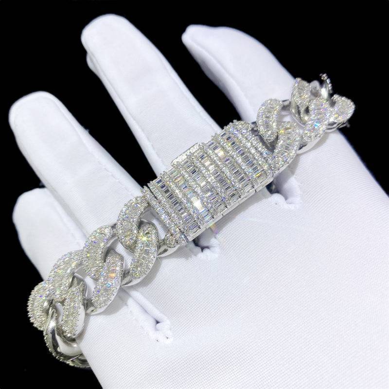 Hip hop jewelry featuring Pass Diamond Tester 18MM Moissanite Cuban Bracelet with Baguette Moissanite2