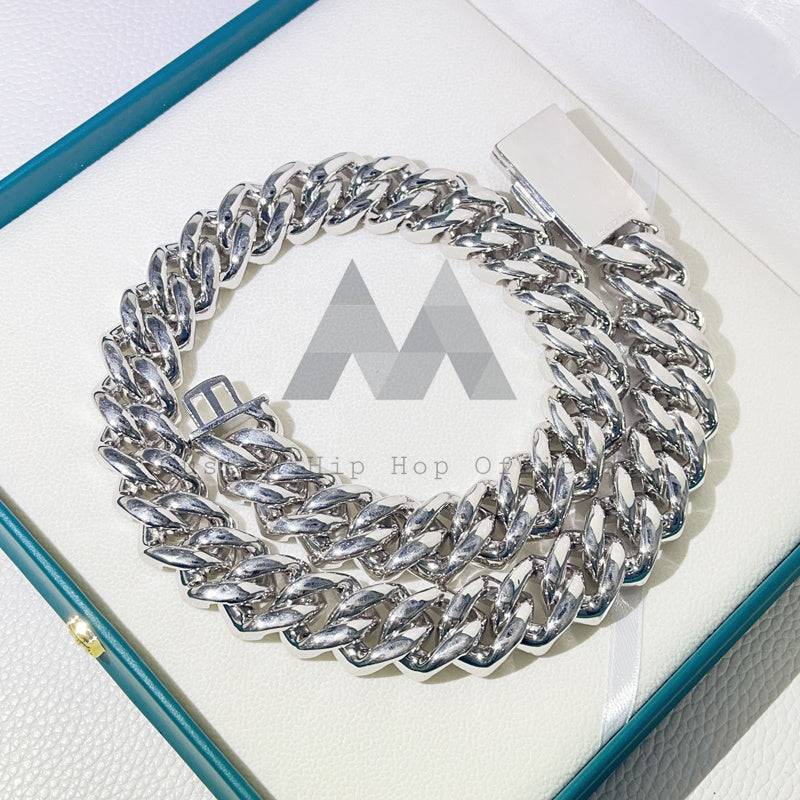 Hip Hop Iced Out Miami Thick Cuban Chain Silver With Moissanite0