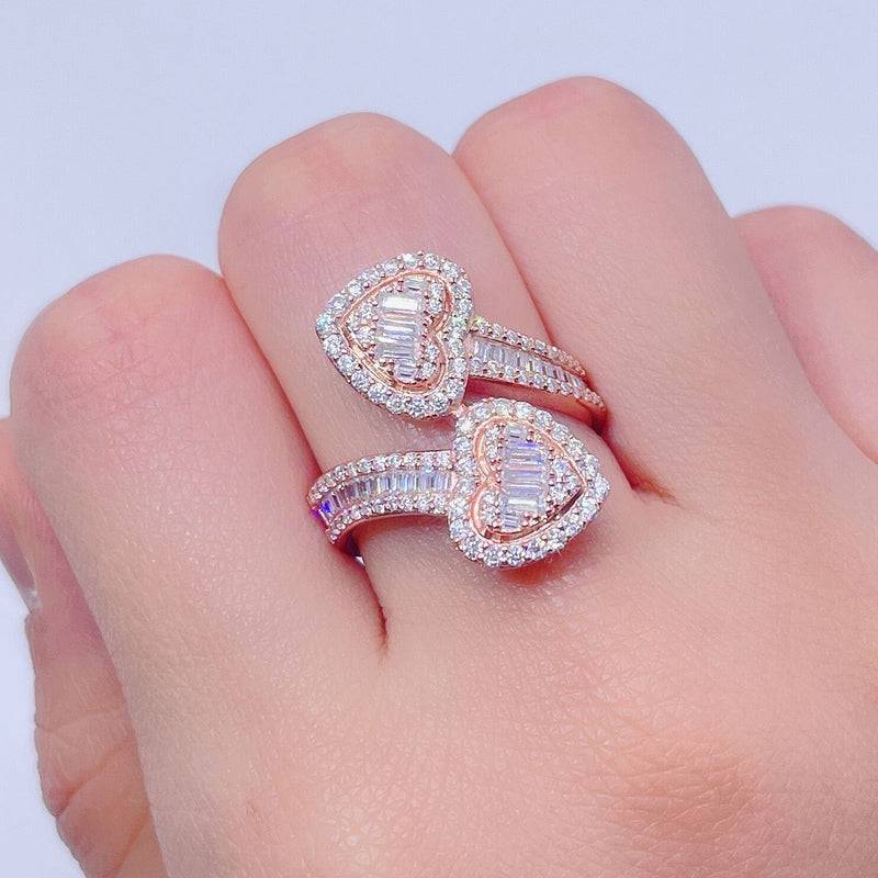 Lady new fashion heart shaped nail ring with baguette cut VVS moissanite diamond hip hop jewelry1