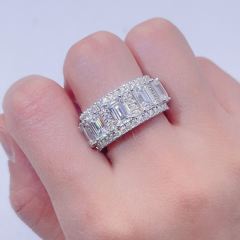 Кольцо вечности из стерлингового серебра роскошного стиля с круглым муассанитом и бриллиантом в виде багета