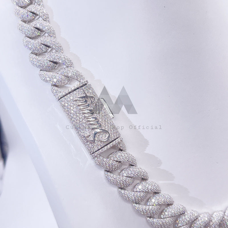 Corrente cubana de 3 fileiras de prata sólida pesada de 18 mm com diamante VVS Moissanite com fecho de nome personalizado
