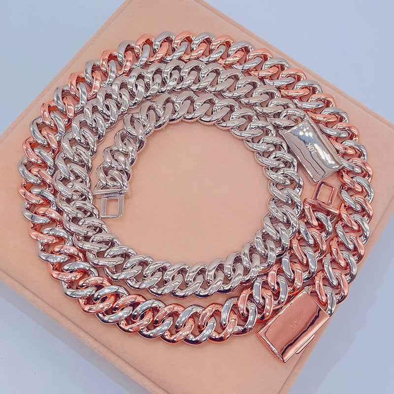 18MM Two-Tone Miami Cuban Link Chain with Moissanite Diamonds in White & Rose Gold2