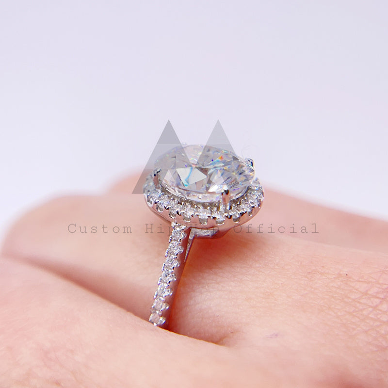 Обручальное кольцо из цельного серебра 925 пробы с муассанитом 2,6 карата овальной огранки в стиле гало