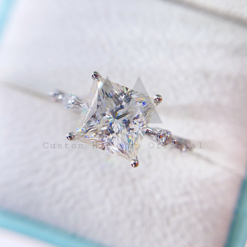 925 Sterling Silver White Gold Color Princess Cut VVS Moissanite Diamond Engagement Ring 4.35CT