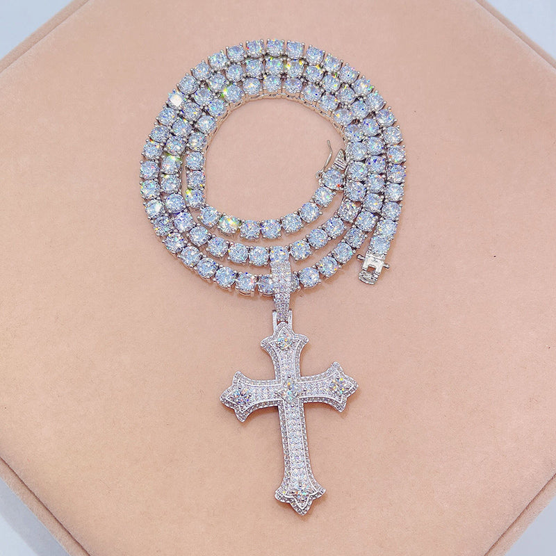 Ожерелье-крестик Urban Jewelry с муассанитом VVS